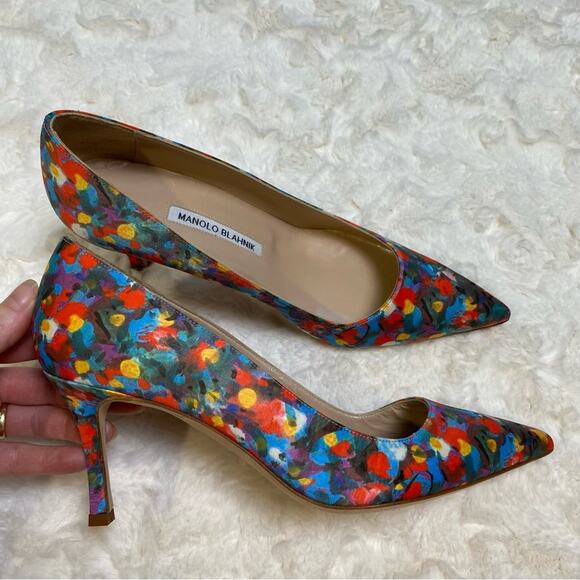 Manolo Blahnik Multicolor Floral Print Satin Pointed Toe Pumps Heels Size 39.5 - Picture 7 of 16